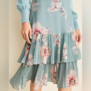 Ann Taylor Floral Pleated Hem Skirt | NWT size 8